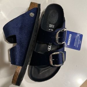 NWT Arizona Big Buckle Birkenstock